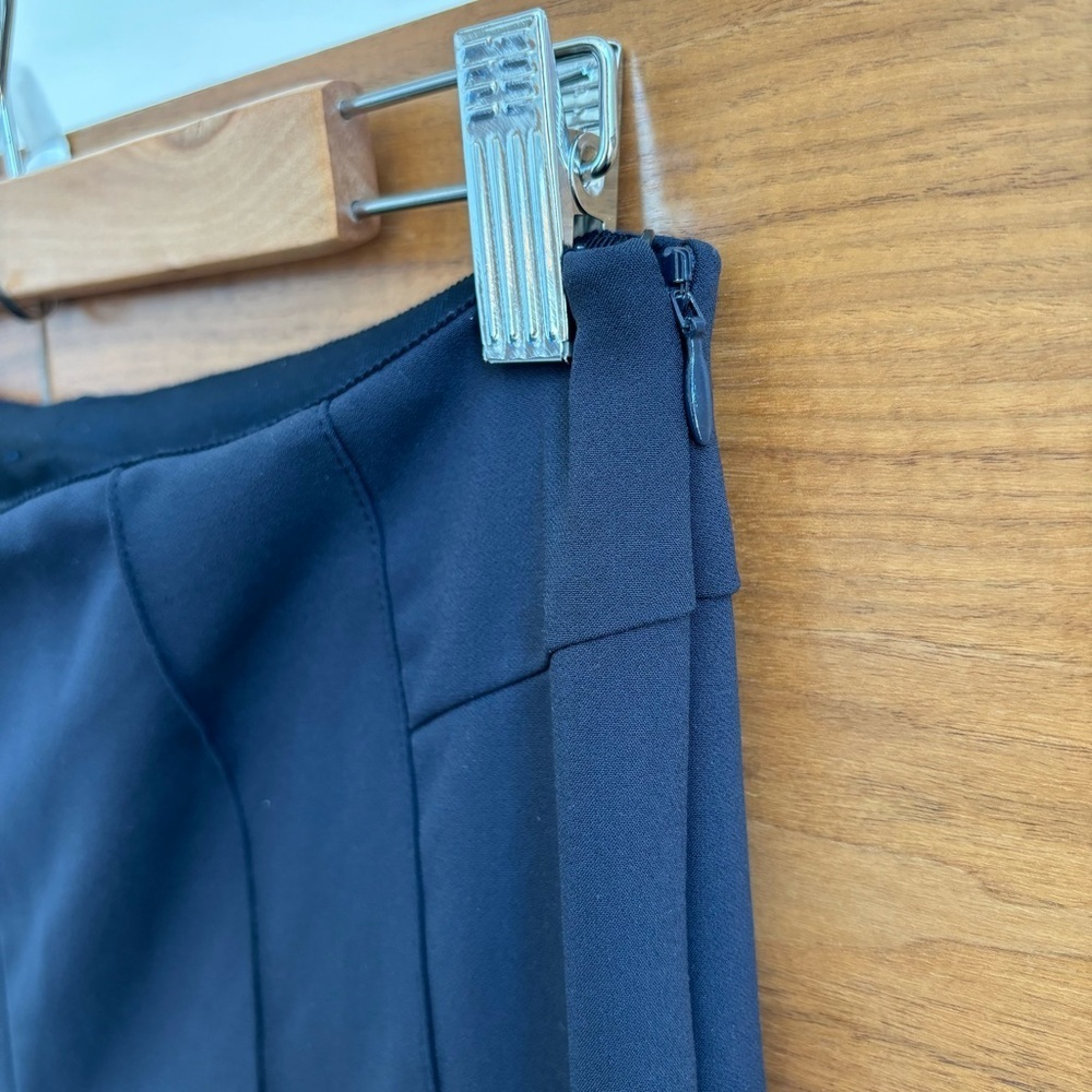 Escada Women's Navy Blue Trousers Mid Rise Crop Stretch Pants, Size US 8/ EU 38 - Picture 5 of 10
